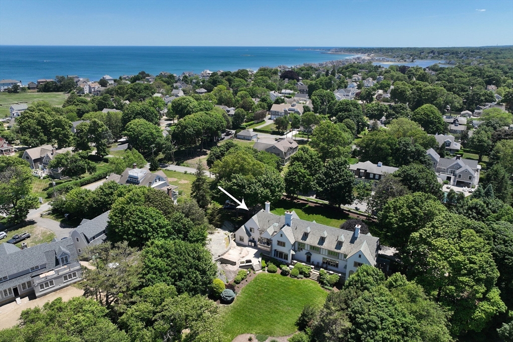 7 Baileys Causeway