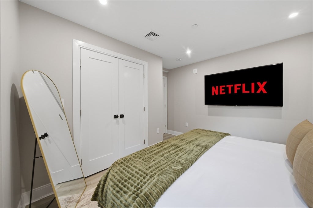 174 Walnut Street #1, Somerville, MA, 174 Walnut Street #1, Somerville, MA Photo #20