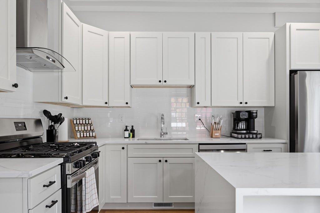 174 Walnut Street #1, Somerville, MA, 174 Walnut Street #1, Somerville, MA Photo #9