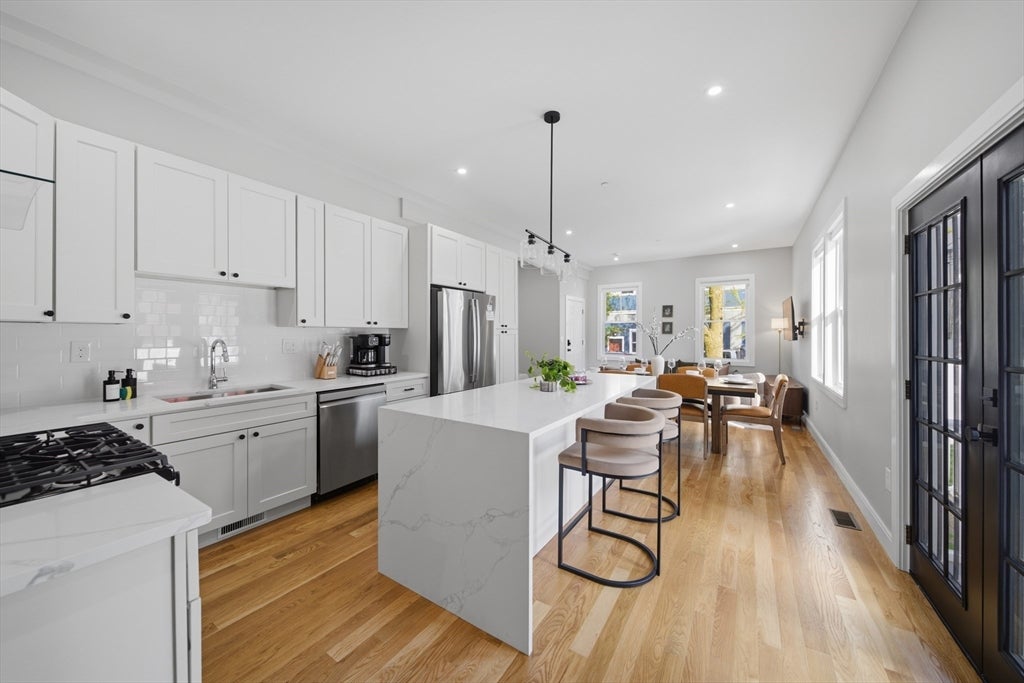 174 Walnut Street #1, Somerville, MA, 174 Walnut Street #1, Somerville, MA Photo #10