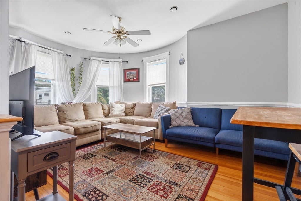 19 Pleasant St, Boston, MA, 19 Pleasant St, Boston, MA Photo #17