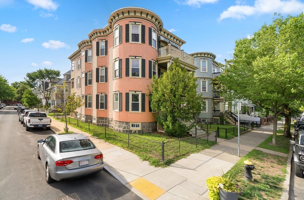 Photo of 19 Pleasant St, Boston, MA