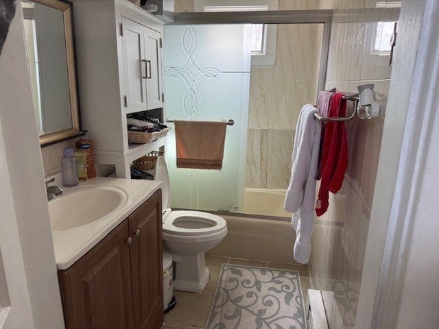 14 Taylor St, Chicopee, MA Photo #22