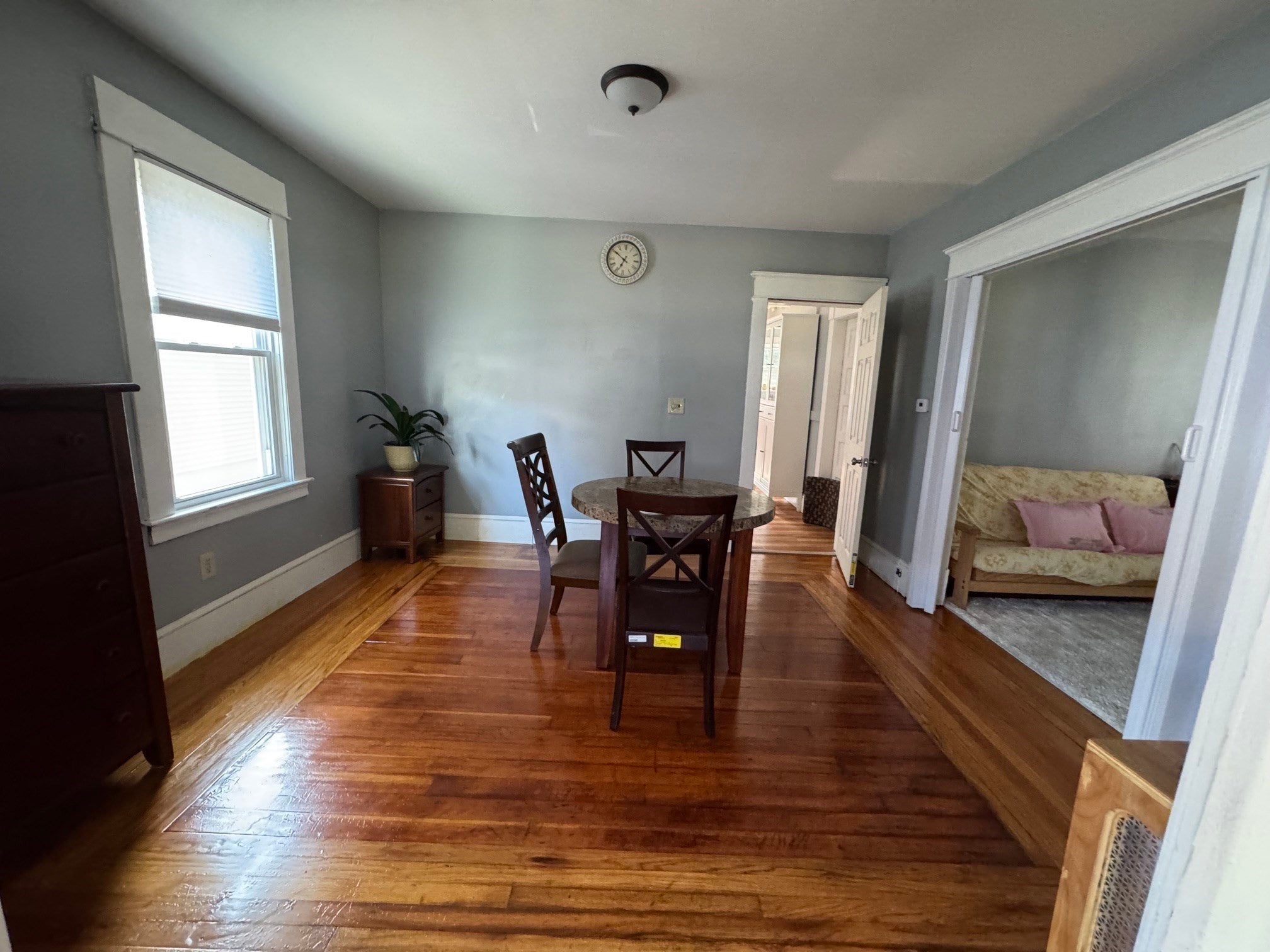 14 Taylor St, Chicopee, MA Photo #12