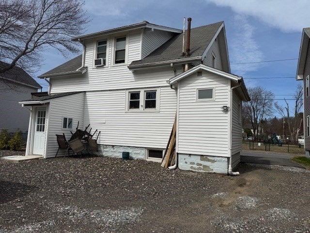 14 Taylor St, Chicopee, MA Photo #3
