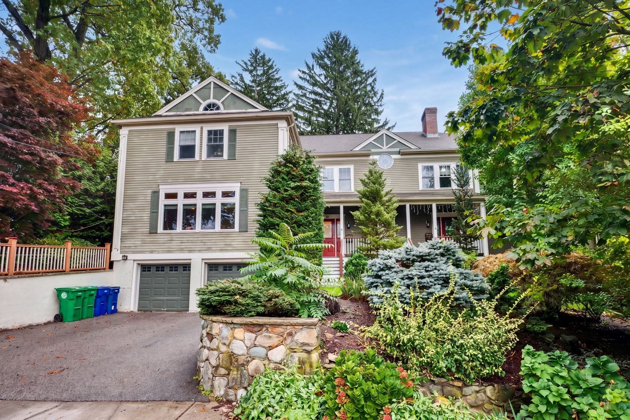 Photo of 26 Princeton St, Newton, MA
