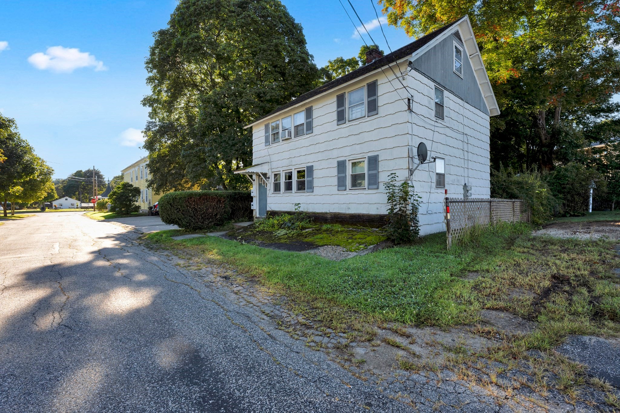1 Elm St, Oxford, MA Photo #10