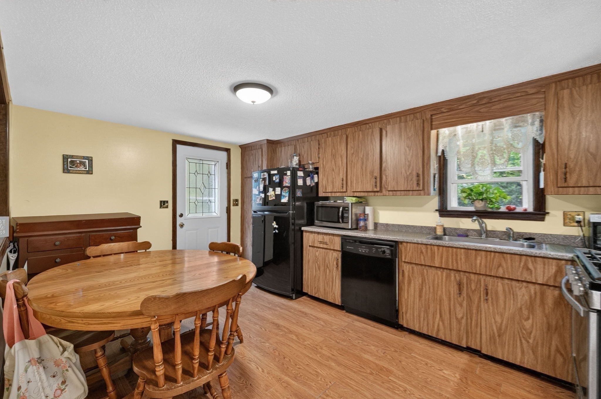 33 Carver Rd, Plymouth, MA, 33 Carver Rd, Plymouth, MA Photo #8