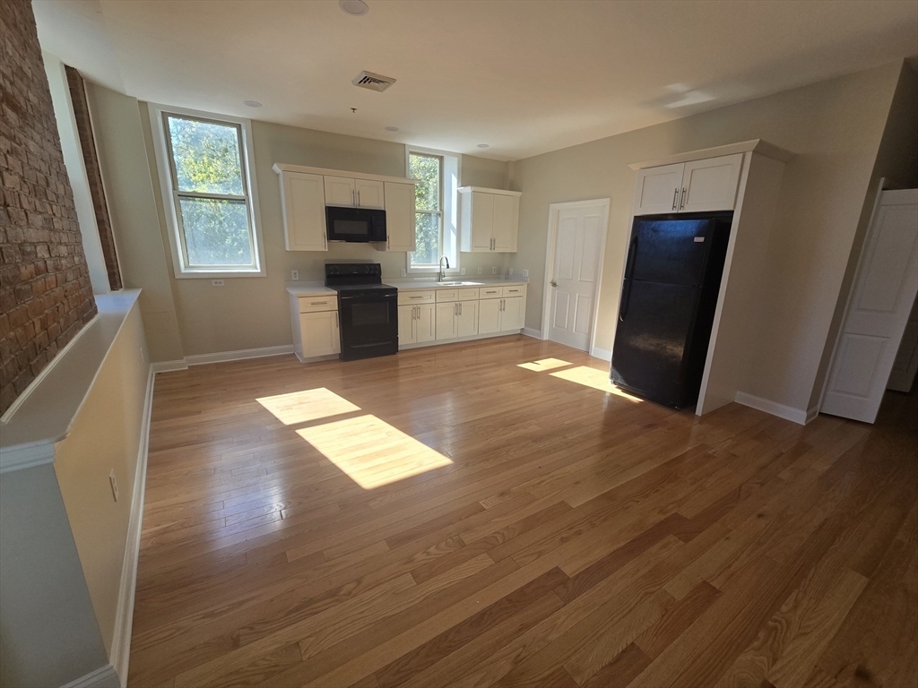 72 River Street 4