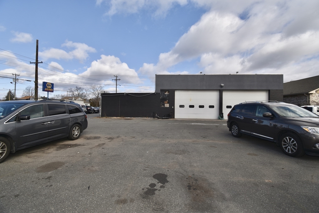 Springfield, Massachusetts 01119, United States, ,Residential,Active,131185