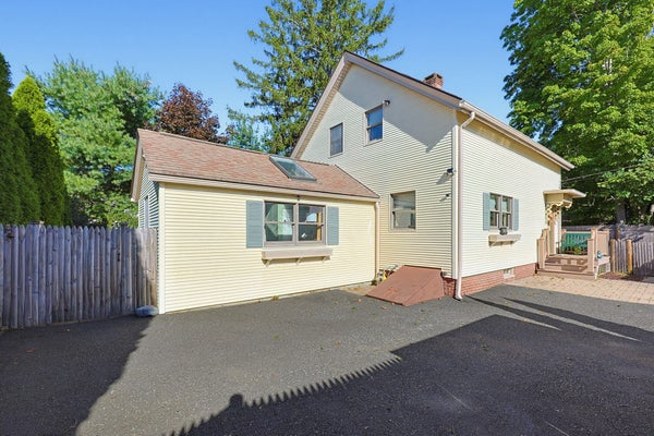 136 EAST ST, NORTH ATTLEBORO, MA 02760 - Image 8d45e9ff9bdfc338ce89507fc2f26fa2/2995104604