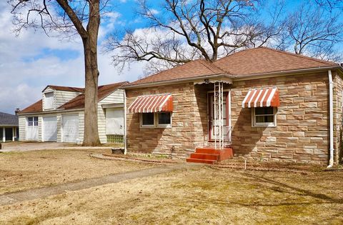 52 Marguerite St. Chicopee MA 01020