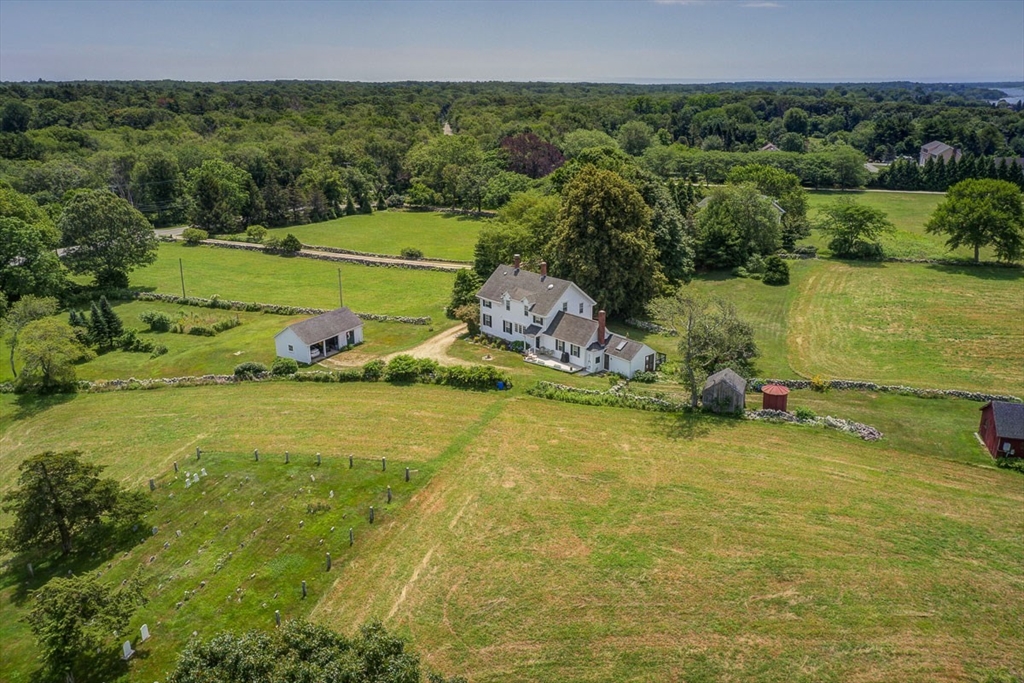 143 Horseneck Road