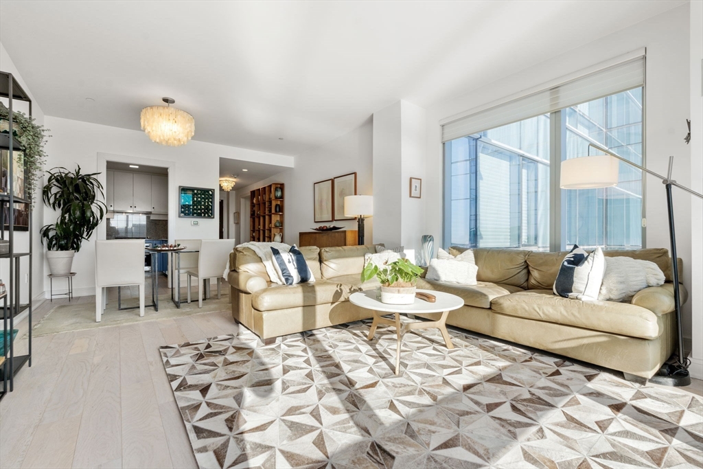 500 Atlantic Avenue 16L