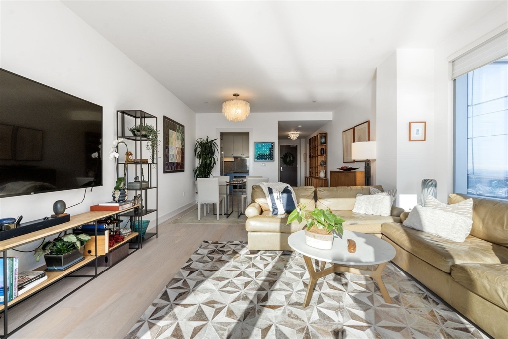 500 Atlantic Avenue 16L