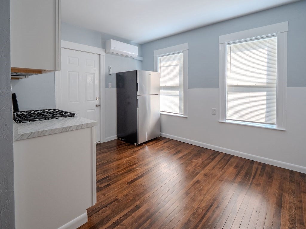 12 Ives St, Worcester, MA, 12 Ives St, Worcester, MA Photo #7