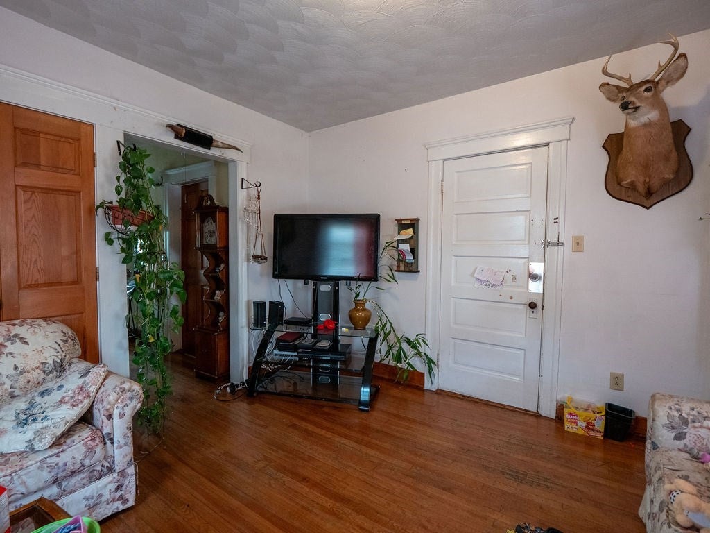 12 Ives St, Worcester, MA, 12 Ives St, Worcester, MA Photo #31