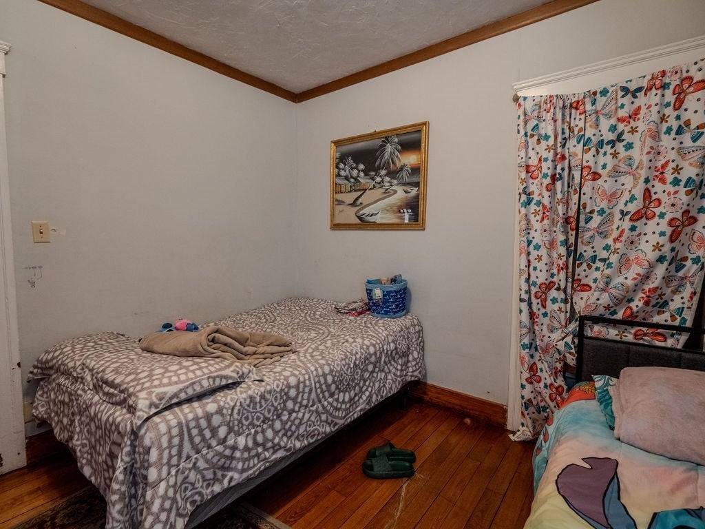 12 Ives St, Worcester, MA, 12 Ives St, Worcester, MA Photo #37