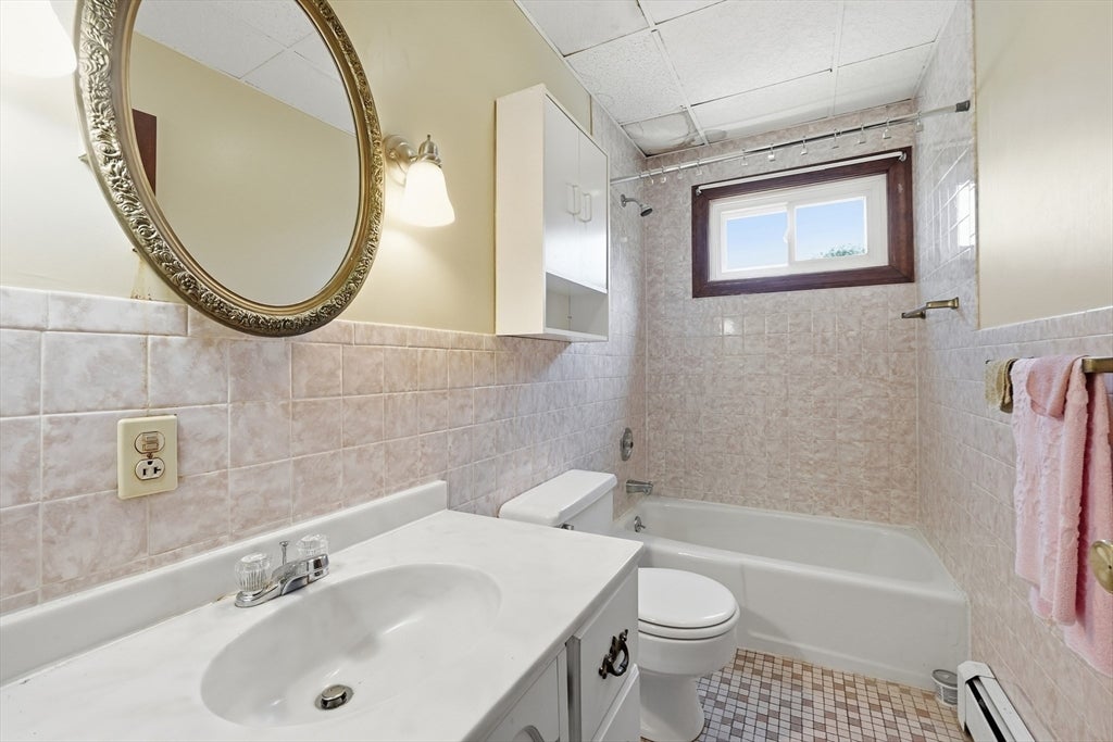 16 Dartmouth St, Worcester, MA, 16 Dartmouth St, Worcester, MA Photo #16