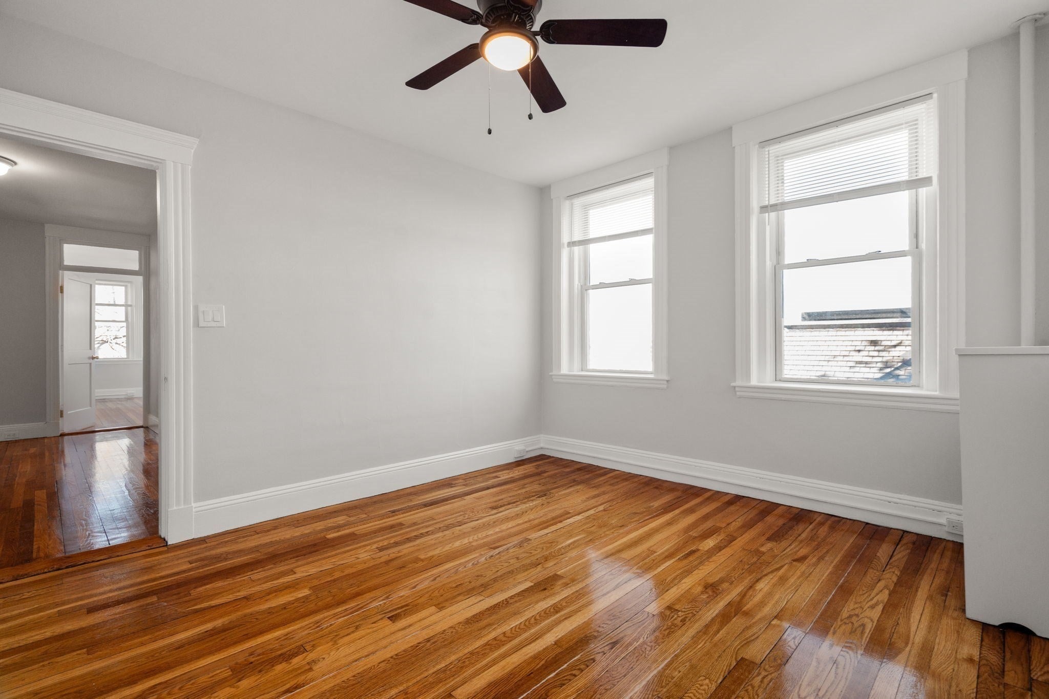 28 Quint Ave 32