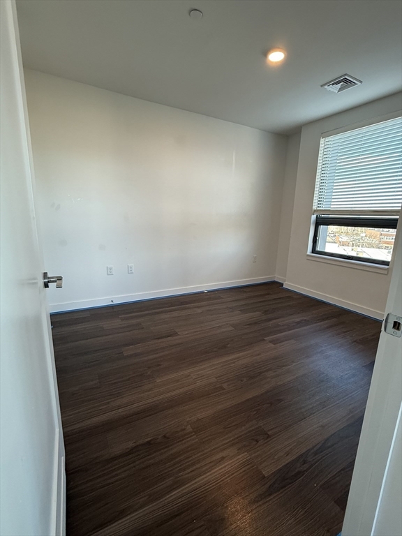 466 River Street 516