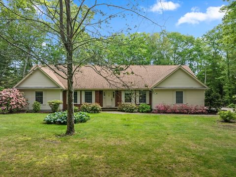 9 William Bradford Rd Dartmouth MA 02747