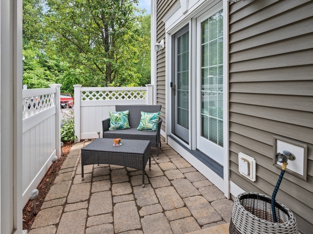 32 Pommogussett Rd 1