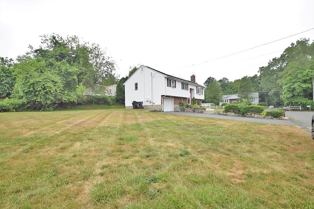 3 Blanchard St