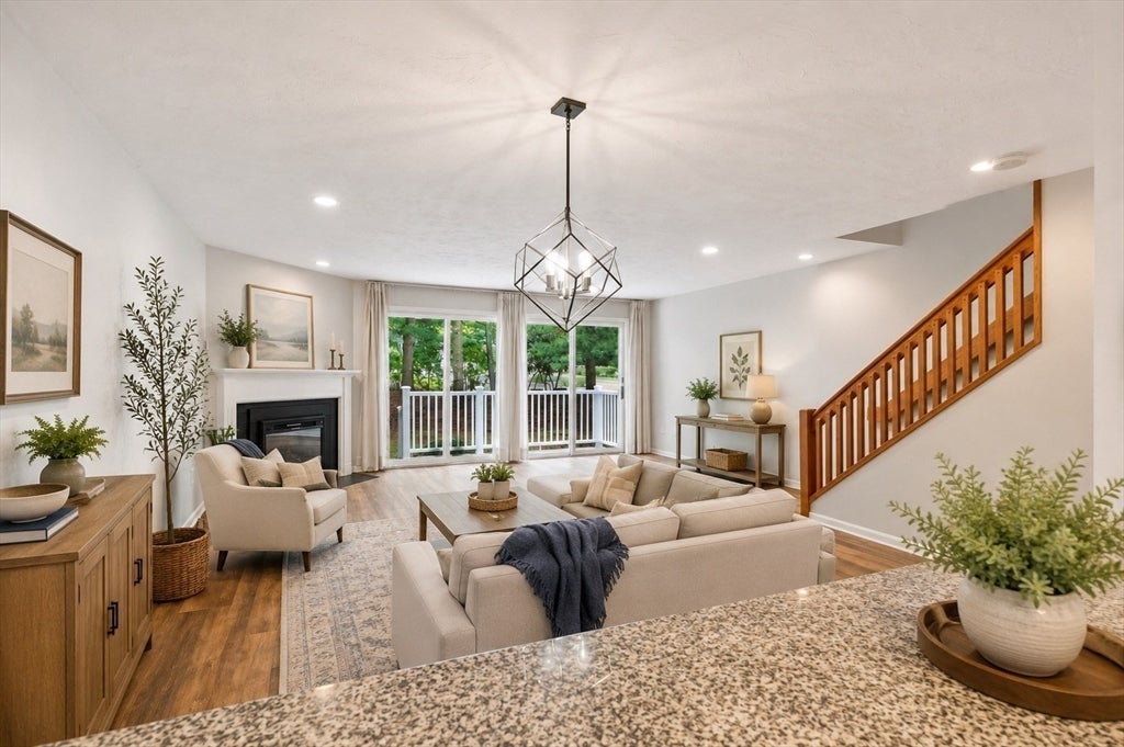 78 Pointe Rok Drive #78, Worcester, MA Photo #3