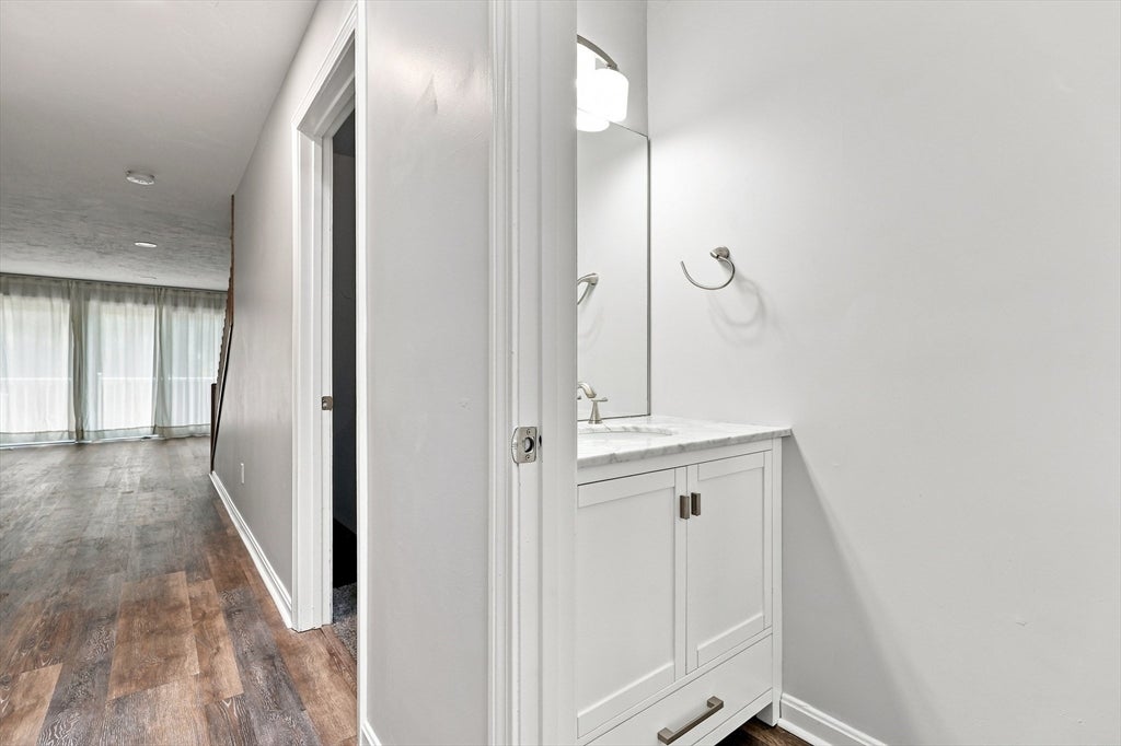 78 Pointe Rok Drive #78, Worcester, MA Photo #14