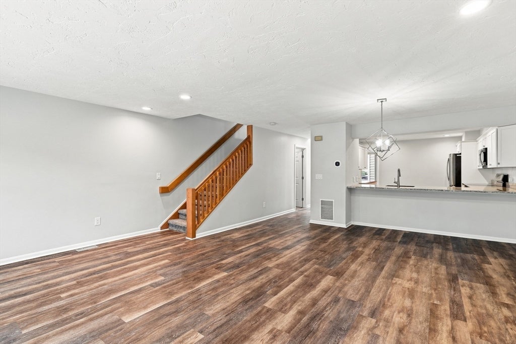 78 Pointe Rok Drive #78, Worcester, MA Photo #4