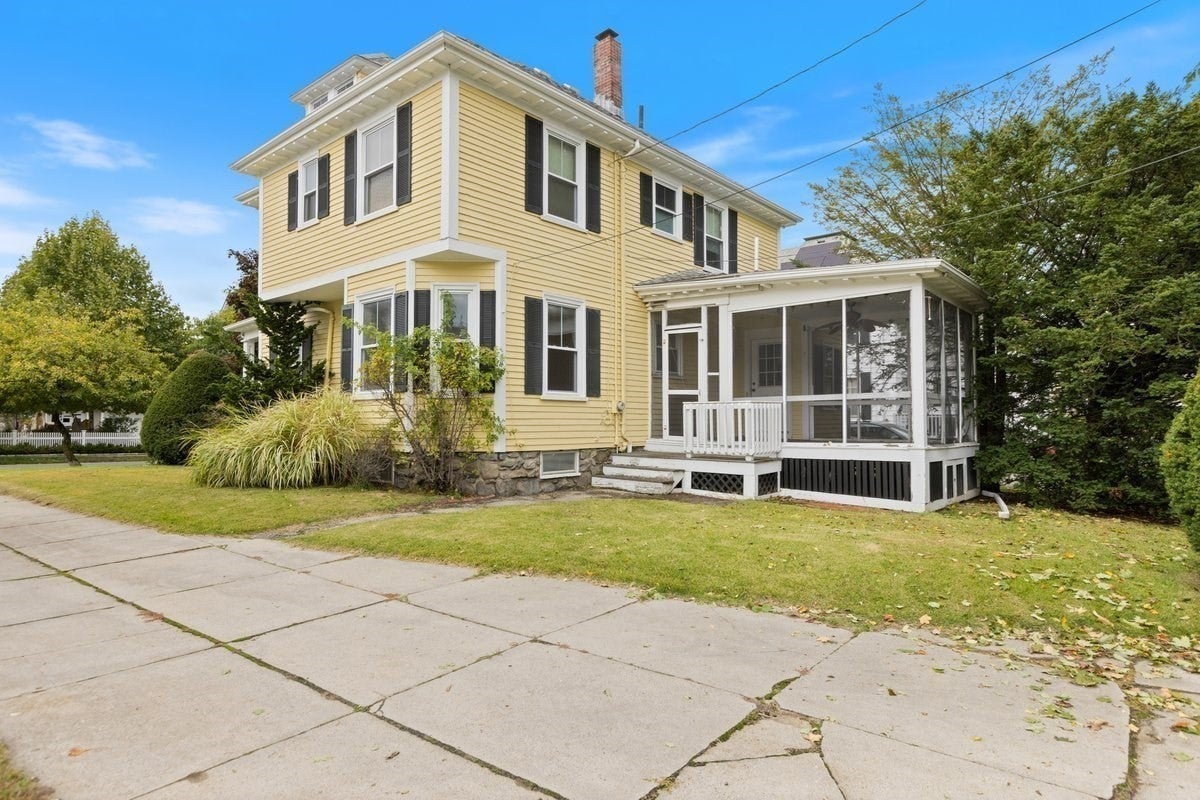 20 Lexington Ave, Haverhill, MA, 20 Lexington Ave, Haverhill, MA Photo #3