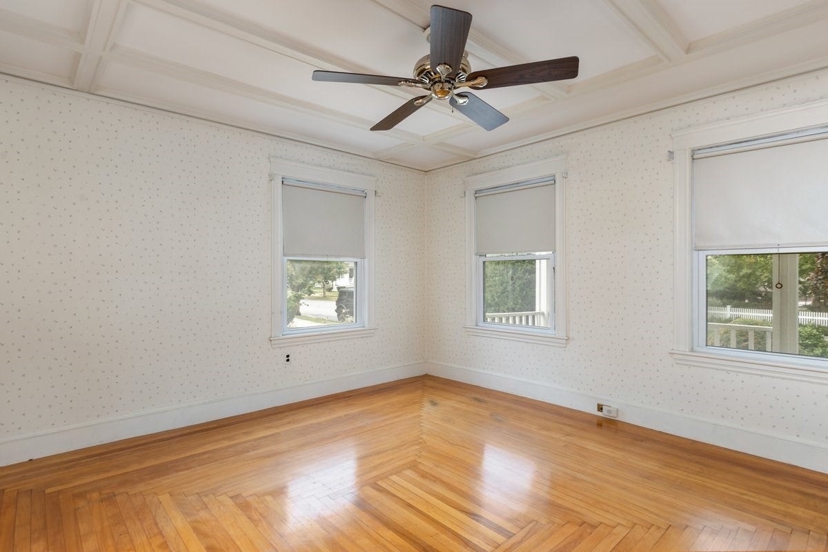 20 Lexington Ave, Haverhill, MA, 20 Lexington Ave, Haverhill, MA Photo #9