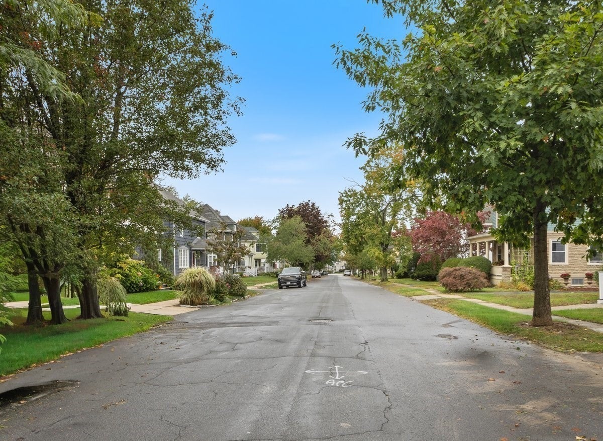 20 Lexington Ave, Haverhill, MA, 20 Lexington Ave, Haverhill, MA Photo #28