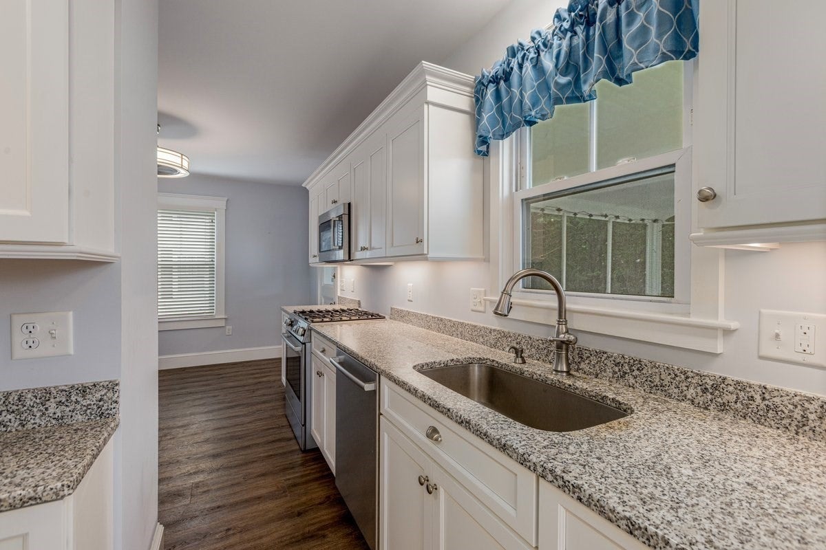 20 Lexington Ave, Haverhill, MA, 20 Lexington Ave, Haverhill, MA Photo #14