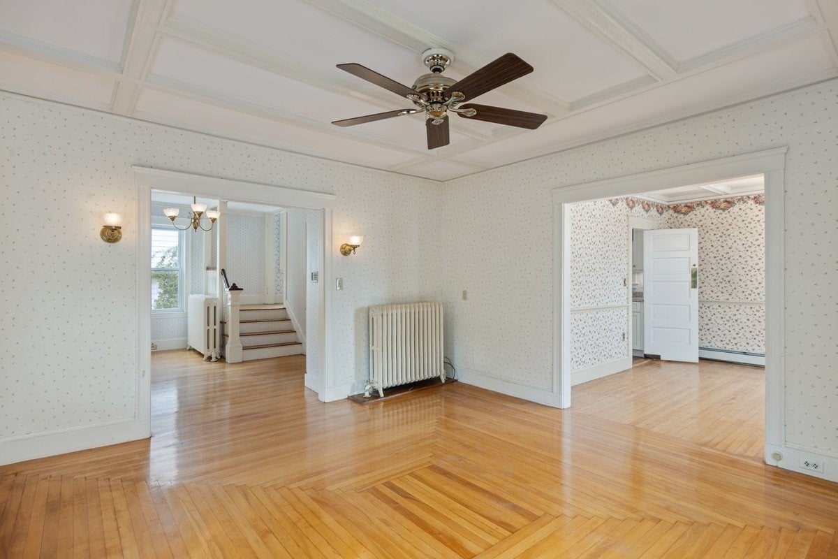 20 Lexington Ave, Haverhill, MA, 20 Lexington Ave, Haverhill, MA Photo #8