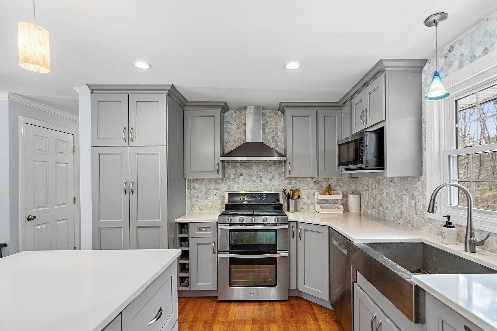 7 Pecos Circle, Chelmsford MA 01824
