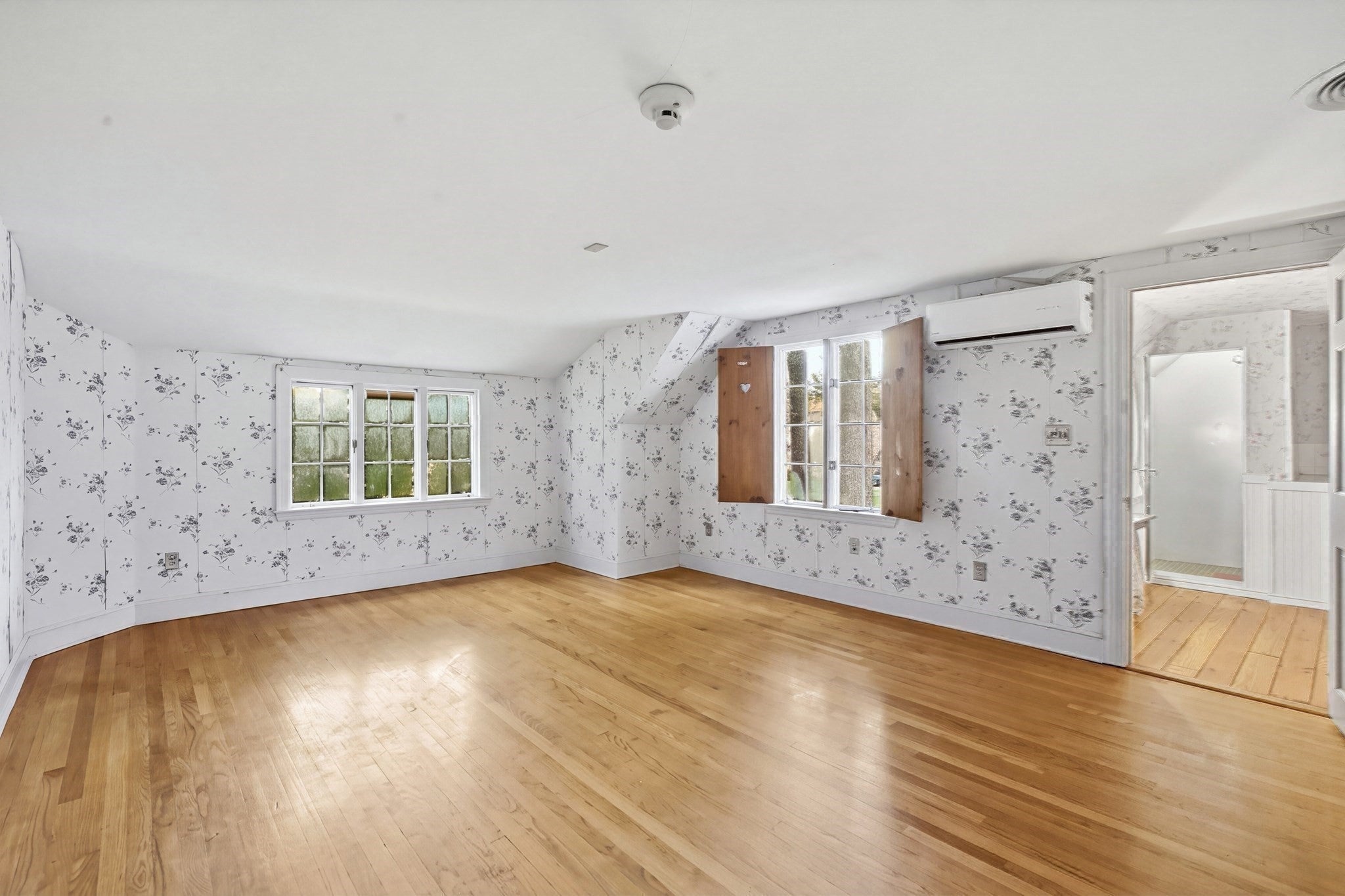 96 Western Ave, Westfield, MA Photo #27