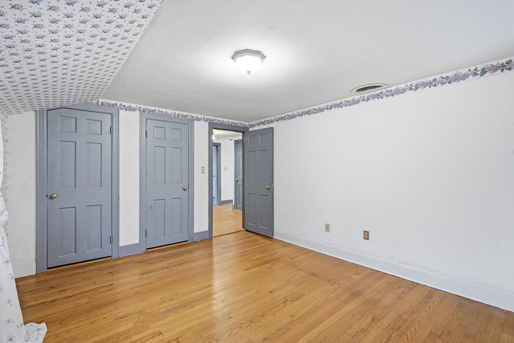 96 Western Ave, Westfield, MA Photo #29