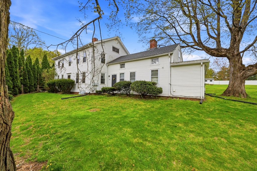 Photo of 717-719 Stony Hill Road, Wilbraham, MA