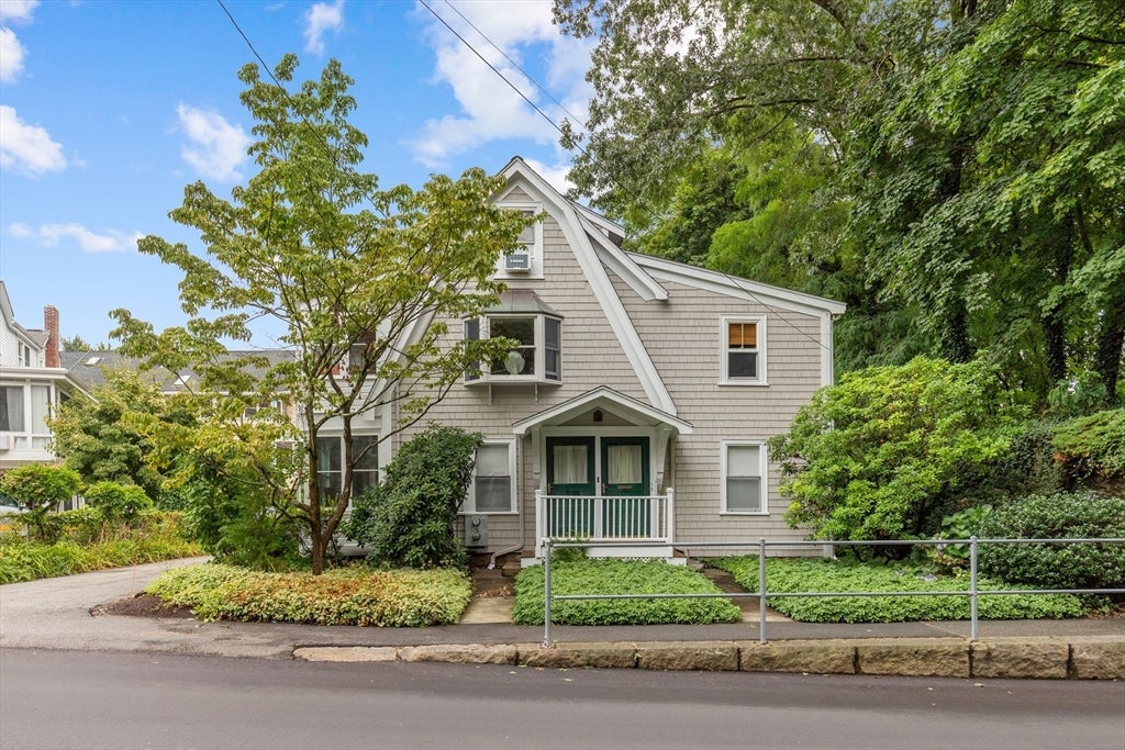 15/17 Grant Street, Lexington, MA Photo #1