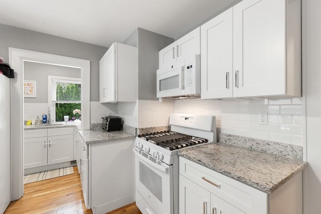 15/17 Grant Street, Lexington, MA Photo #8