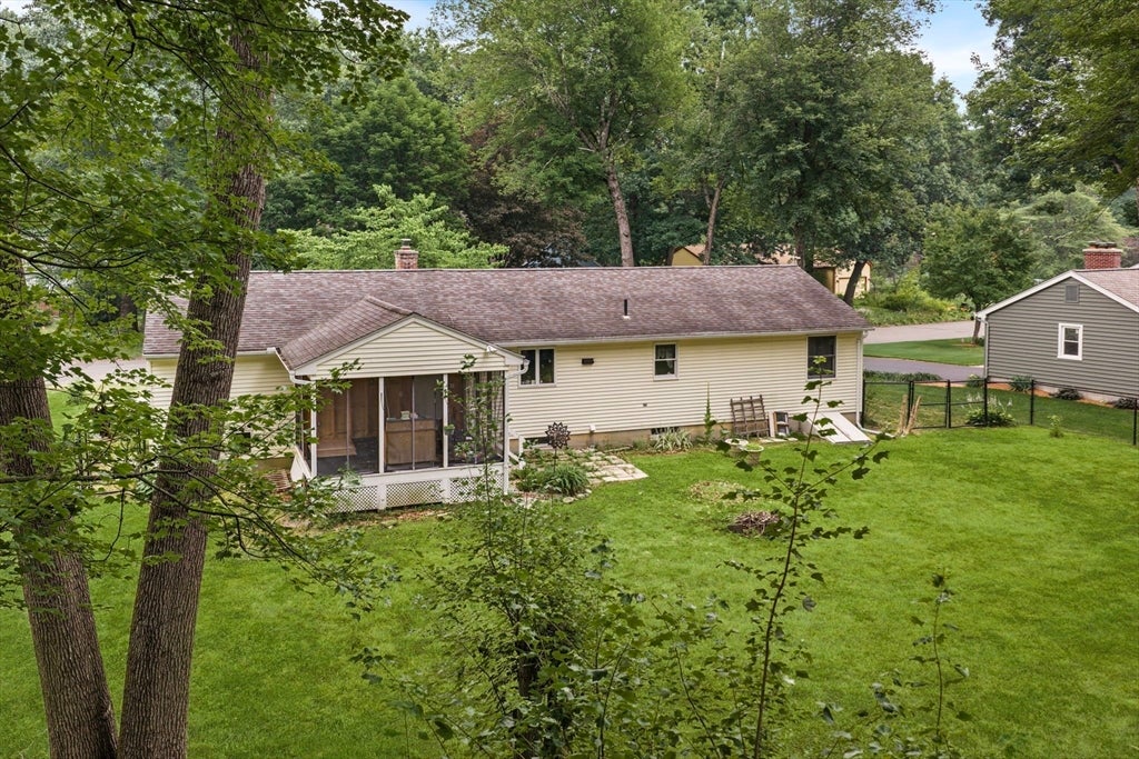 22 Carillon Circle, Easthampton, MA, 22 Carillon Circle, Easthampton, MA Photo #10