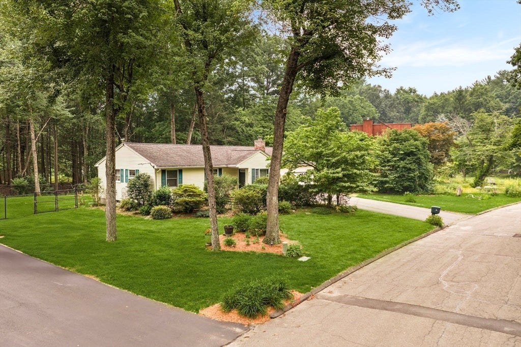 22 Carillon Circle, Easthampton, MA, 22 Carillon Circle, Easthampton, MA Photo #3