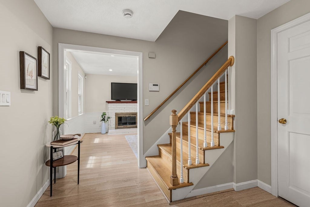 394 Old Farm Rd, Franklin, MA, 394 Old Farm Rd, Franklin, MA Photo #3