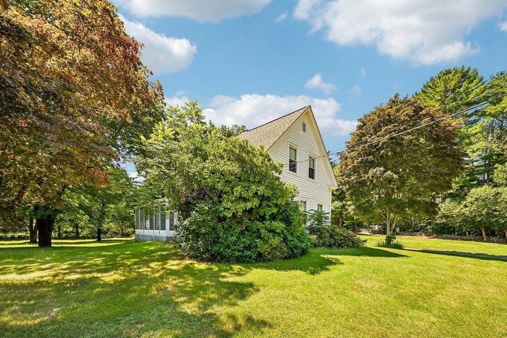 552 Plain St, Stoughton, MA, 552 Plain St, Stoughton, MA Photo #3