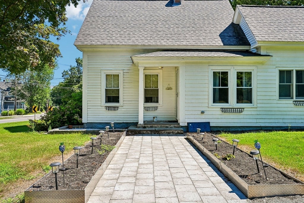 552 Plain St, Stoughton, MA, 552 Plain St, Stoughton, MA Photo #5