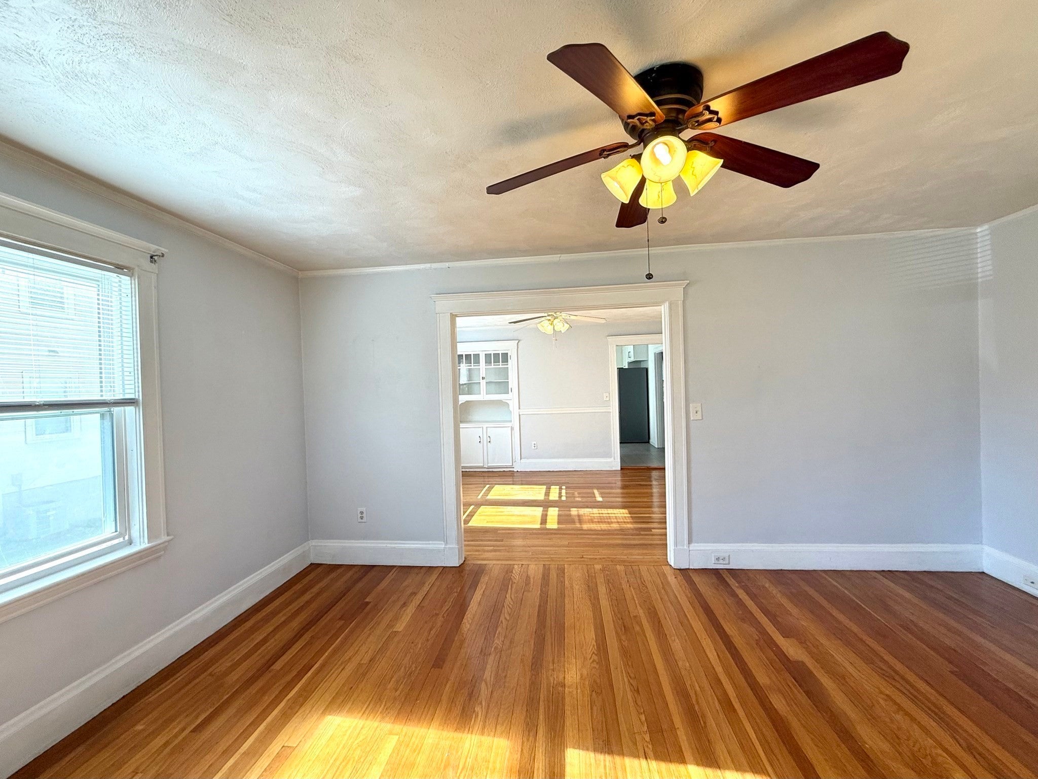 11 Melbourne Ave #1, Newton, MA Photo #17