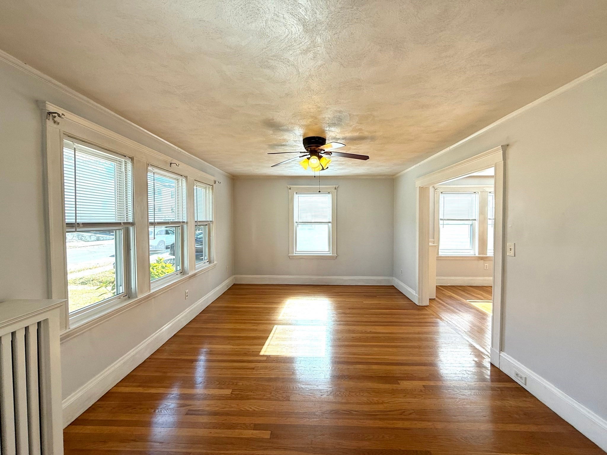 11 Melbourne Ave #1, Newton, MA Photo #15