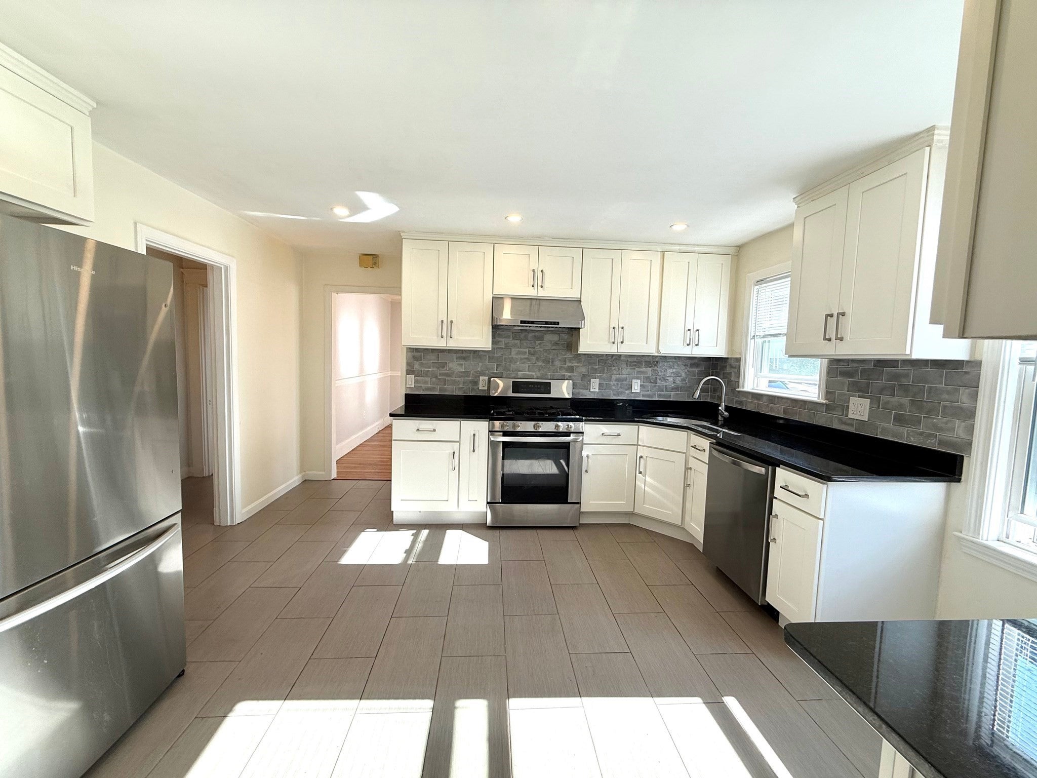 11 Melbourne Ave #1, Newton, MA Photo #3